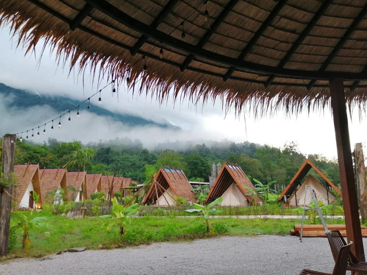 Vangvieng Angsavanh Resort Vang Vieng Buitenkant foto